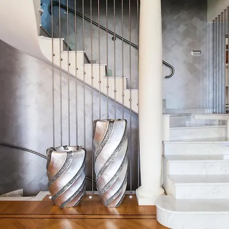 Villa Silver *